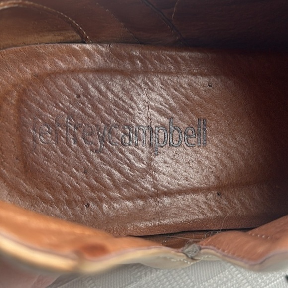 Jeffrey Campbell Muskrat Lo Women US9 Shoes Shooties Tan Heels Boots V-Notch - Picture 8 of 8